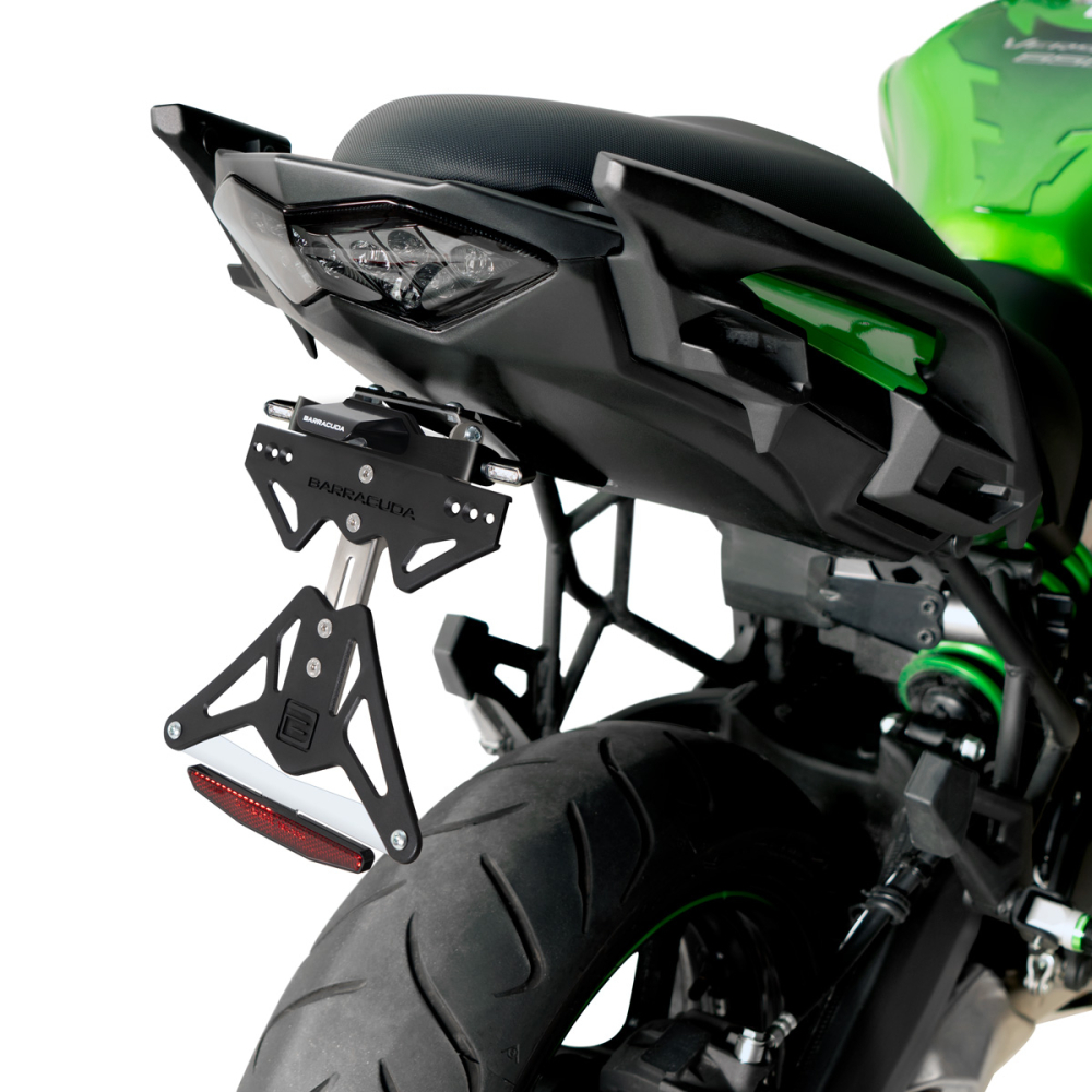 MOCOWANIE TABLICY Z REGULACJĄ DO KAWASAKI VERSYS 650